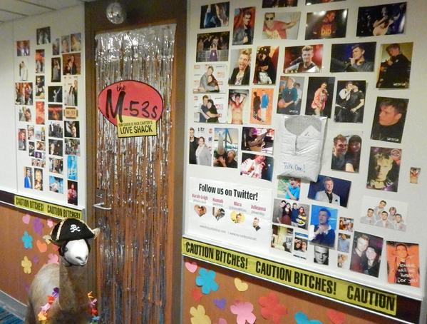BSBFangirls's tweet photo. Our cabin on the @backstreetboys cruise was reppin' @HeartNickCarter #IHeartNickCarter #LoveShack #M53s http://t.co/EWQr435VRi