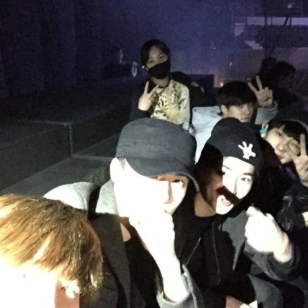 namja1to4's tweet photo. [Hunstagram] SBCDKS#inMEXICO..XLCT#inKOREA http://t.co/LLsgiDEMXl http://t.co/nZ0oash6dX http://t.co/HWZFWJpLn7