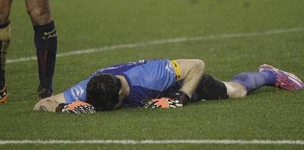 LaGrondonaTwitt's tweet photo. Te das cuenta que te quedan menos de seis horas para dormir y vos tipo: http://t.co/JGv8CaAhNt