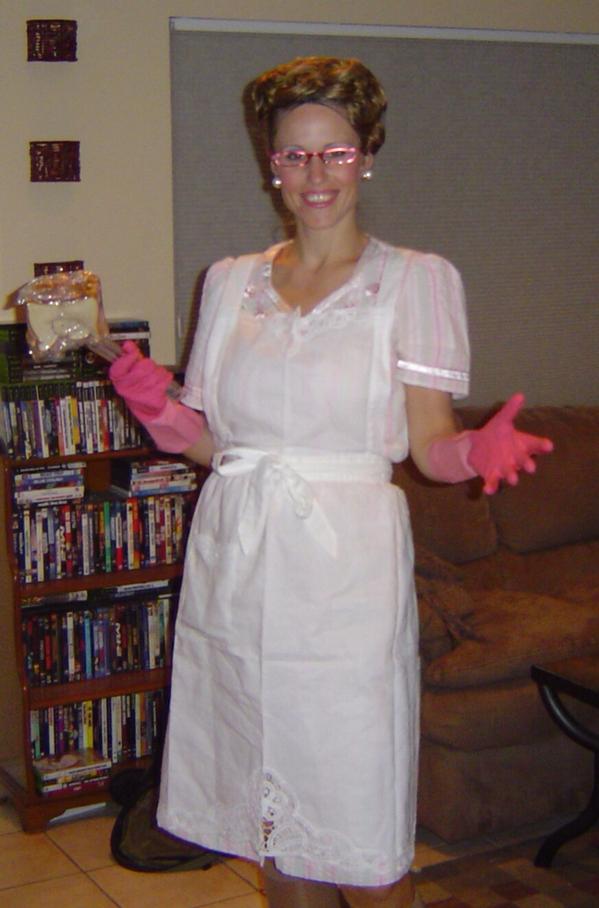 Lunch lady full costume w/bologna sandwiches #falloncostume