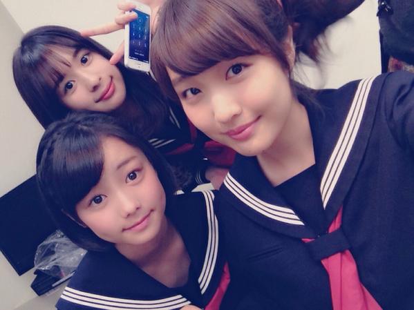 Rの法則収録でした〜♡
めちゃたのしかった！！！

写真はさとれな♡あいたん♡かほ♡みきちゃん♡
他にも写真撮りまくったからまた後で載せます〜！ http://t.co/lpkeW60HNy