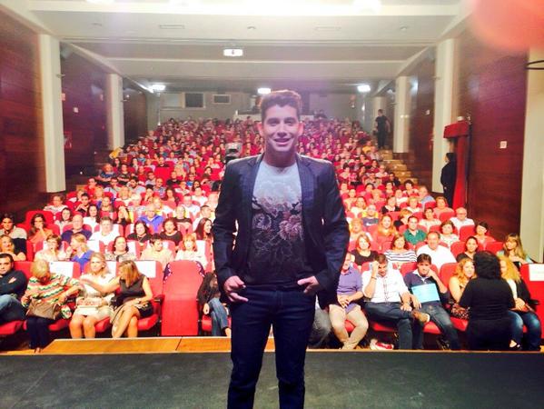 antonio_cortesR's tweet photo. Ya estamos Preparados para grabar el programa @elgranqueo Vamos a disfrutarlo @manolosarria_cd http://t.co/HIohPfKVxA