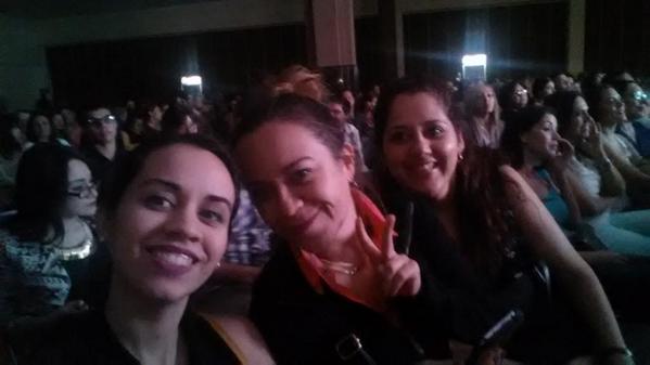 marthiit's tweet photo. Las mas guapas viendo a @RioRomamx !! Salgan otra vezzzz @illysofia @denisse_aguayo http://t.co/noOjluGa5e