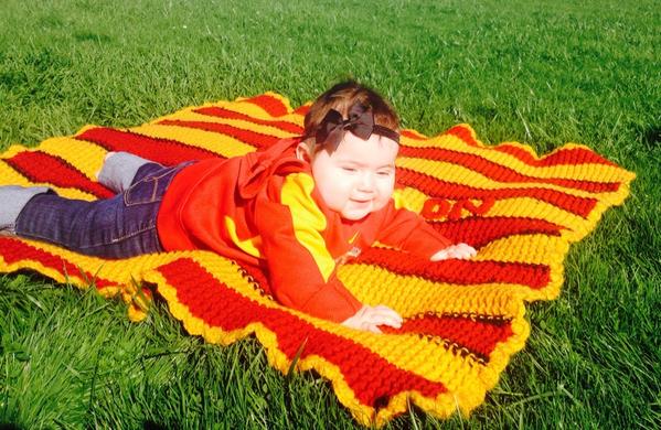 miapilipenko's tweet photo. Definitely has her USC spirit! @USCTrojansFO @jules0015 @ http://t.co/RiNUr5WuA5