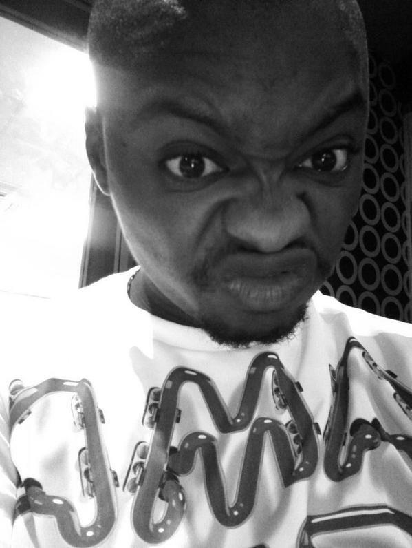 Dj_khathu's tweet photo. Smells like money outchea @AmakipkipGlobal #Amakipkip #AKK #NeonRange http://t.co/X9k2NjMvjD
