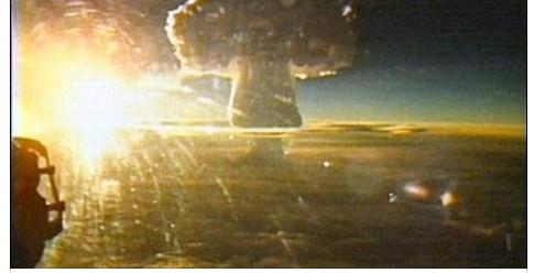 La mayor prueba nuclear de la historia se conmemora tal dia como hoy en 1961, conocida como bomba del ZAR B1M-fKHIAAAremF