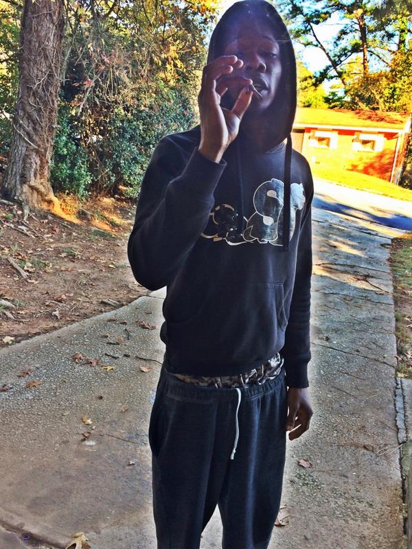 DoodieSantana's tweet photo. Early Morning With It #HellIsYouDoing @MontaMMM @DAREAL_TRUEYY @TonyTonyBaby Day 1 Shit ™👿 http://t.co/JGNoUfRToc