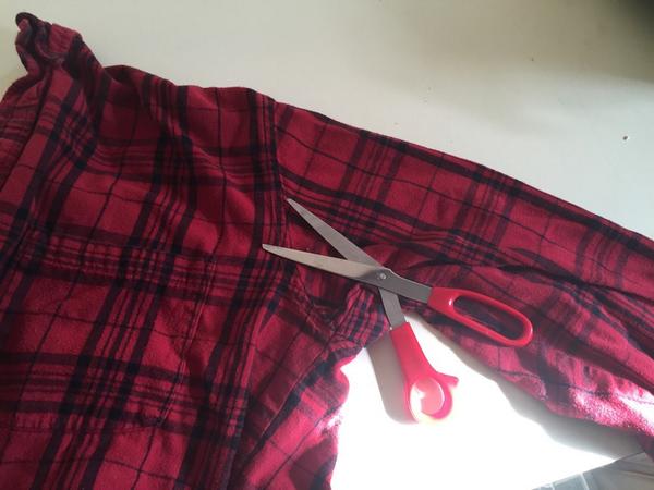 WhistleBAR's tweet photo. Sacrificing a flannel to the Halloween gods. http://t.co/STPw1N6T4m