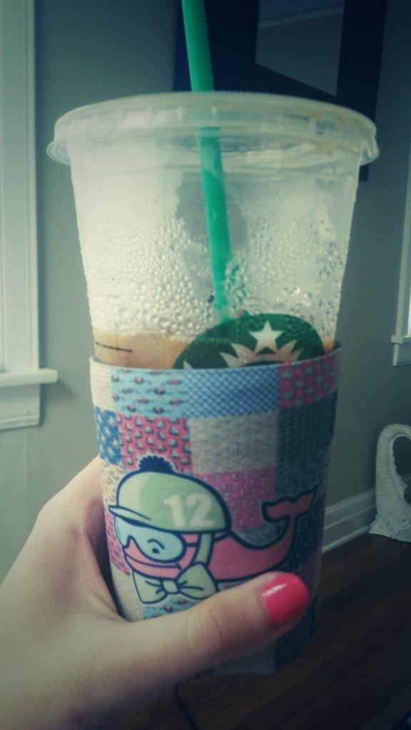 katie_rudder's tweet photo. On a scale of #blessed to #basic how bad is this? #notaPSL #DoesItEvenMatter http://t.co/f1Gm6gJDc7
