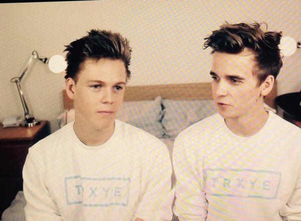 bryanna_booth's tweet photo. Baes @Caspar_Lee @Joe_Sugg http://t.co/8X7sUx07FX