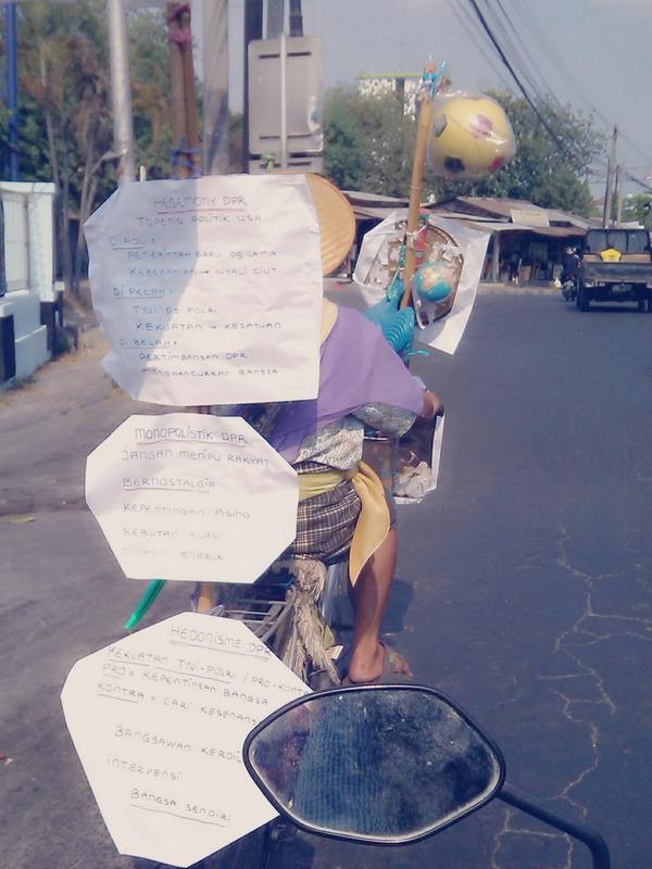 Terharu ngeliat aksi begini di jalan