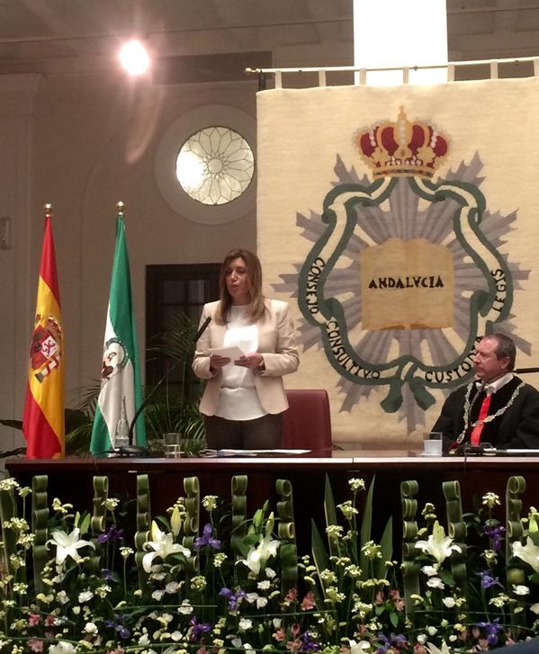 La presidenta <a href="/_susanadiaz/">Susana Diaz</a> en el acto del C Consultivo de Andalucía <a href="/teresajimenez64/">Teresa Jiménez/♥️</a> <a href="/micastell/">Miguel Castellano</a> <a href="/mjsanchezrubio/">MaJosé Sánchez Rubio</a>