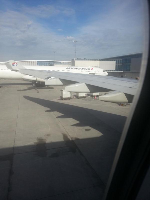 echo8624's tweet image. Flying to china today, maybe my life in french was a dream?