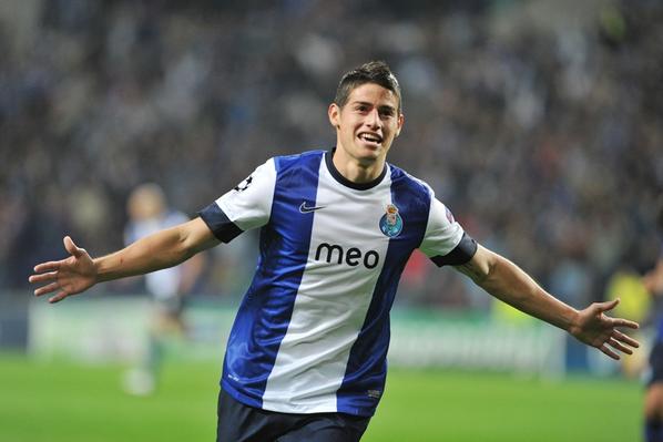 FCPorto's tweet photo. .@jamesdrodriguez en entrevista a @La_SER: "FC Porto tiene una mentalidad ganadora" #FCPorto #ThrowbackThursday http://t.co/gQKKAblYaJ