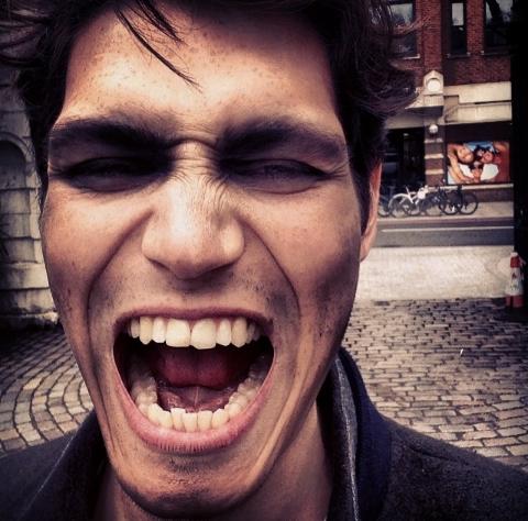 xDylanSmithx's tweet photo. Buenaaaaaaaaaas #DylanOn http://t.co/T8Yk9sxohN