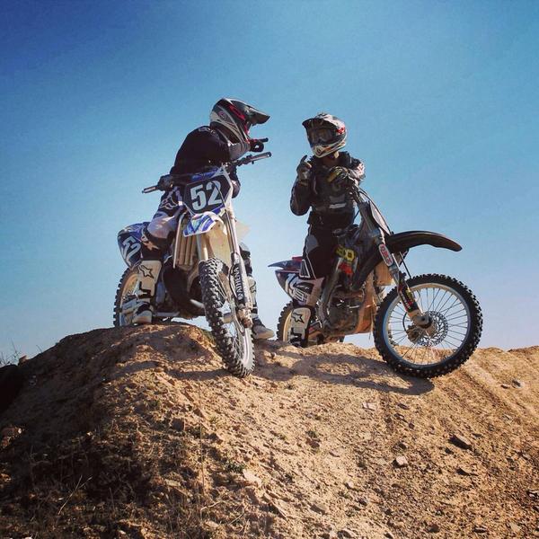 Rauuliito's tweet photo. "@kiko2ba: Buen día de mx con @Rauuliito y @JesuErmalo http://t.co/dAiGaBrx2v"