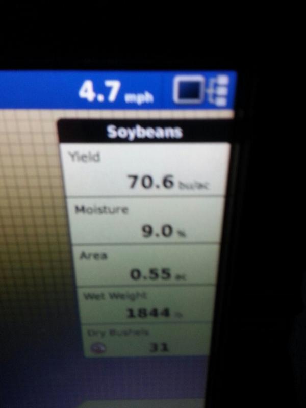 ChannelSeed's tweet photo. RT @mcorwine: @ChannelSeed 4306R2 Soybeans. Very excited about what this variety has to offer. #MoneyGrowsInRows http://t.co/DLvF1FpKLf