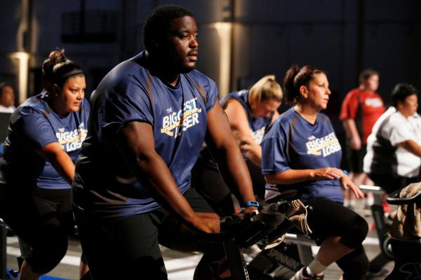 ESPNFrontRow's tweet image. @ESPNNFL analyst @damienwoody returns on air today to discuss his @biggestlosernbc experience bit.ly/DamienReturns