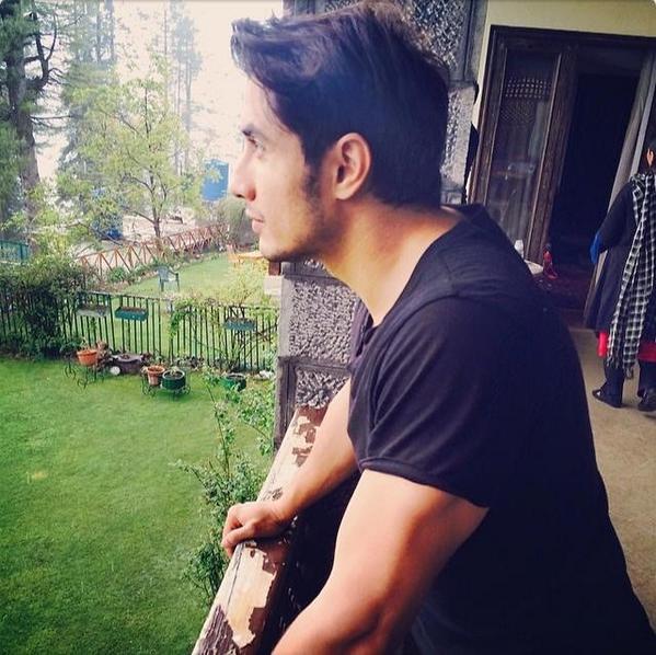 KakarNeha's tweet photo. @asjadnazir #SexyList2014 #AliZafar My vote is for Ali Zafar @AliZafarsays http://t.co/33UKIeDiCQ