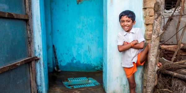 UNICEFwater tweet picture