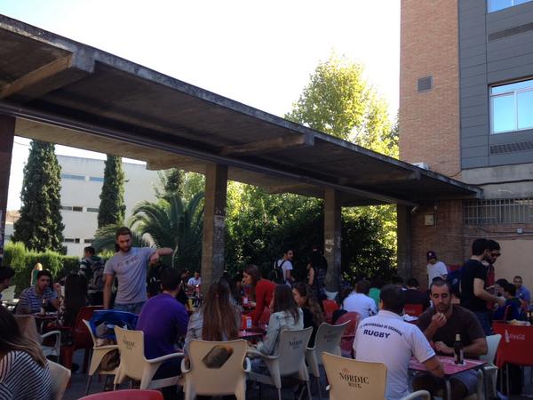 cafeteria_etsie's tweet photo. A comer!!!!! http://t.co/SQhFER5Umk