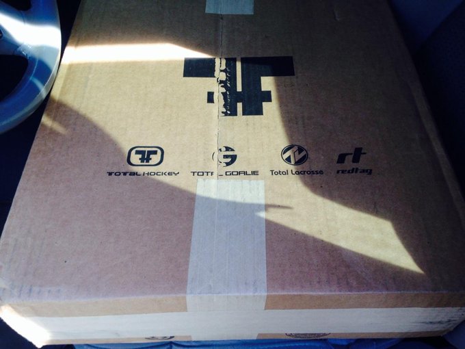 OMFG @darkpalantis IS THIS WHAT YOU GOT ME??? I KNOW WHAT THIS IS!! http://t.co/L0UTpHYyIM<a class="tags" target="_blank" title="On Twitter" href="/?out=eyJ0eXAiOiJKV1QiLCJhbGciOiJIUzUxMiJ9.eyJpYXQiOjE3MjI0MjYzMDQsImlzcyI6InR3cG9ybnN0YXJzLmNvbSIsIm5iZiI6MTcyMjQyNjMwNCwiZXhwIjoxNzUzOTYyMzA0LCJyZWRpcmVjdF91cmwiOiJodHRwczovL3R3aXR0ZXIuY29tL2RhcmtwYWxhbnRpcyJ9.YUBz0dCF6aleGLG9KXUFNgej0vcIyGqcmTo3LBPbvW6Ijovyh2A0yiQIWEYRSfdZ_rl1d97_YYRyUSU5KH1hhA">@darkpalantis</a><a href="/tag/mvsales"class="tags"><span>#mvsales</span></a>