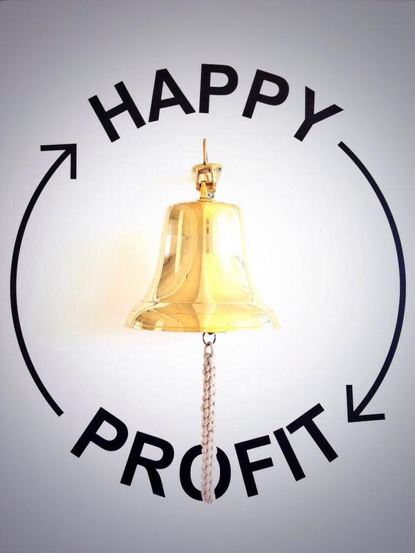 Jeroen_Veldkamp's tweet image. Nu @HermanToch over #HappyProfit. Laatst al gezien bij het @Parktheater met als resultaat op ons kantoor: