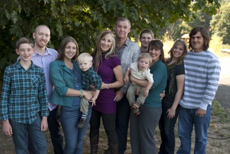 This is the crew I'm going out to a birthday dinner with tonight...Look out restaurant... Here we come!!! :-D.