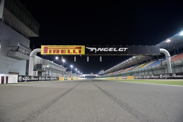'cause they said it changes when the sun goes down #SBK #Doha #Losail #Qatar #finalround #floodlights