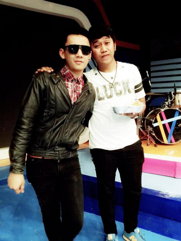 With <a href="/radenramadhika/">D H I K A</a> 😎😆😃