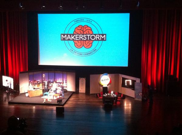 MatGlr's tweet photo. L'orga du #Makerstorm présente les projets au @blendwebmix. Merci pour cette belle expérience @JimmyBrumant http://t.co/MB455662pk
