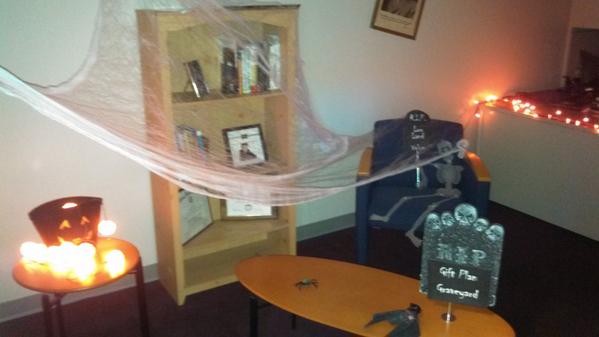 jtnolte22's tweet photo. My office is now a graveyard... http://t.co/GagIceuWjY