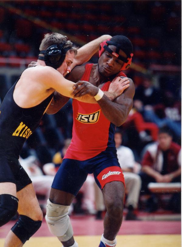 CycloneWR's tweet photo. #TBT to four-time All-American (1995-98) Dwight Hinson! Hinson won 138 matches in his Cyclone career. http://t.co/GiA3yTGATY