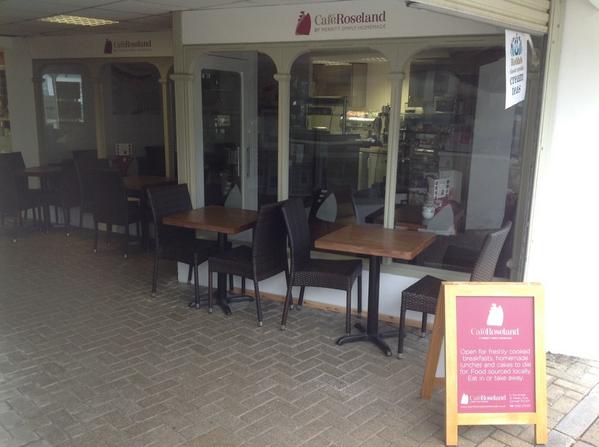 CafeRoseland tweet picture