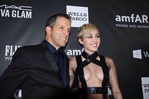 Miley Cyrus BR tweet media