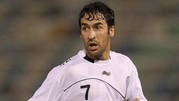 fifacom_fr's tweet photo. Raul va jouer dans un dernier club, au #NewYorkCosmos : http://t.co/QqjolVqfet http://t.co/3vXKxeztbf