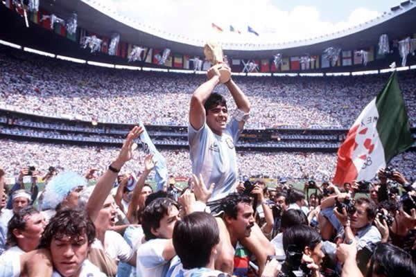 Happy birthday to the best soccer player to have ever lived. Diego Armando Maradona. 