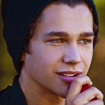 1DZHLLN400's tweet photo. Don’t forget to nominate @AustinMahone for the People’s Choice Awards! Vote here - http://t.co/wOmz6ioxrl http://t.co/wlrZlkJP33