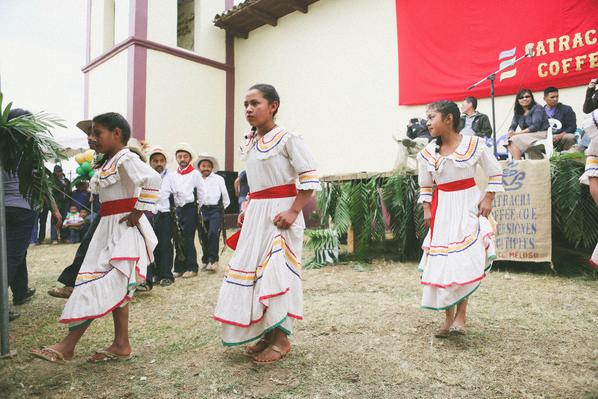 #CatrachaCoffee available at <a href="/RoyalCoffee/">Royal Coffee, Inc.</a>! royalcoffee.com/Products/00321…  #RoyalCoffee #YarasquinRojo