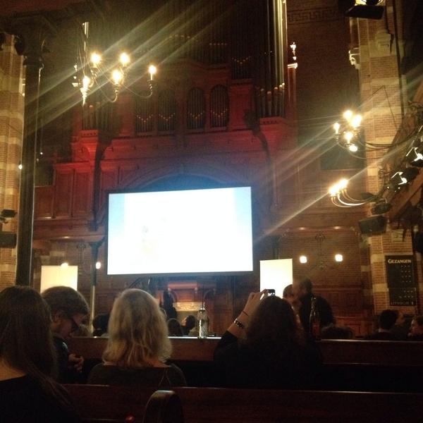 CreativeFact's tweet image. Wij zitten klaar voor design thinking met Michael Shanks en @Rdamsenieuwe. Wordt een leerzame avond #RNShanks