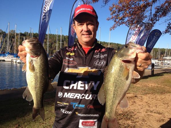 jyelas's tweet photo. Day 1 of the #FLWSeries Rayovac Championship today. In 30th with 11 pounds http://t.co/XpCtbCrUzU
