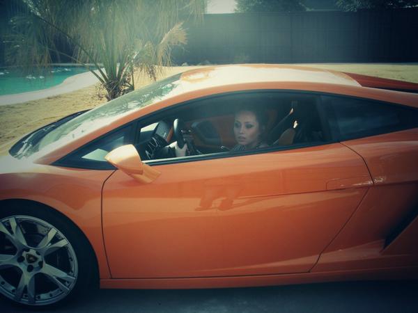 cicirocha08's tweet image. #tbt to the day I drove the lambo 🙈 #didntcrash #iwasscared