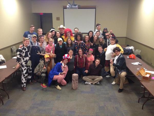 NDSU_BlueKey's tweet photo. Halloween and the Dakota Marker Trophy make for a great Wednesday night! http://t.co/nFQWsbTl6c