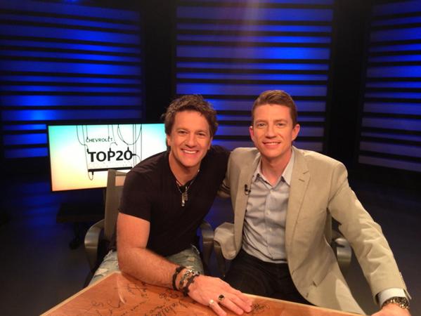 Hannamania's tweet image. #TBT Riding shotgun w @cmtpaulmcguire #itrained #Hannamania #tnxpaul