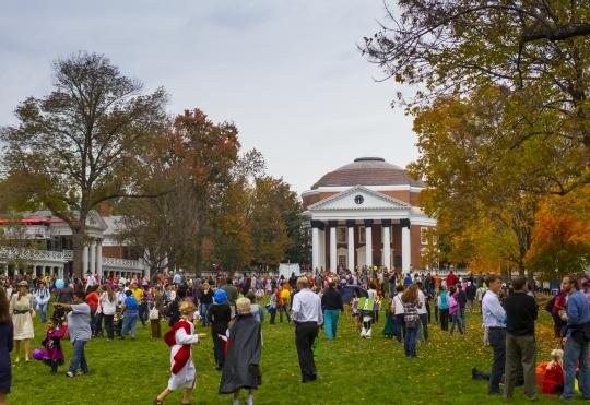 trick or treating on the lawn 2013 #tbt #uva