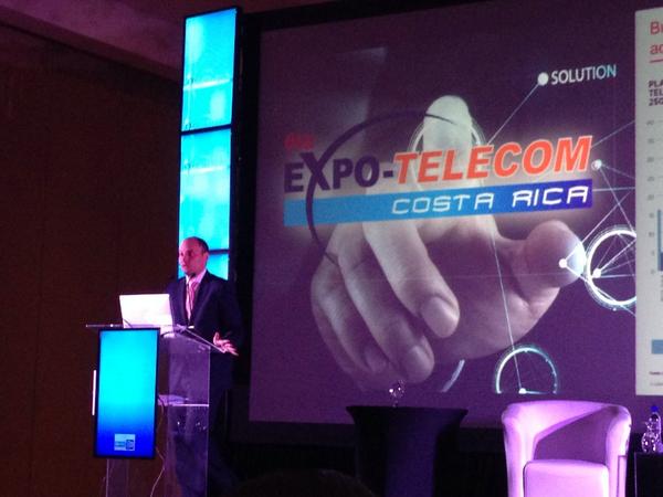 kolbi_cr's tweet photo. Estamos desde el foro Movilidad. El gerente del @atuladoice estará compartiendo sobre el tema #ExpoTelecom http://t.co/KCXnHQF8qp