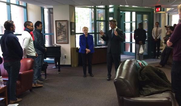 HuntsmanProgram's tweet photo. It was so nice to have Jon Huntsman Jr. stop by our lounge today for an impromptu visit! http://t.co/kCNwNGOC1i