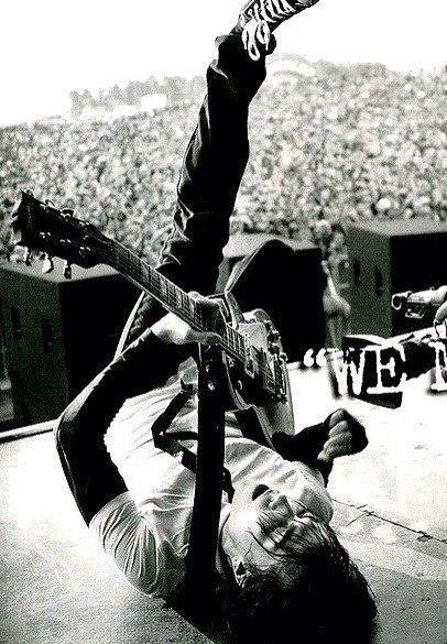 CRISSCOLFERK2's tweet image. #HappyBirthdayFrankIero