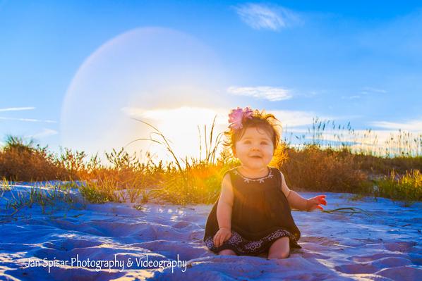 JanSpisar's tweet photo. She love sunset.
#sunset #daytonabeach #JanSpisarPhotography #babypics  #beachphotography @JanSpisar http://t.co/zjEXm87h7s