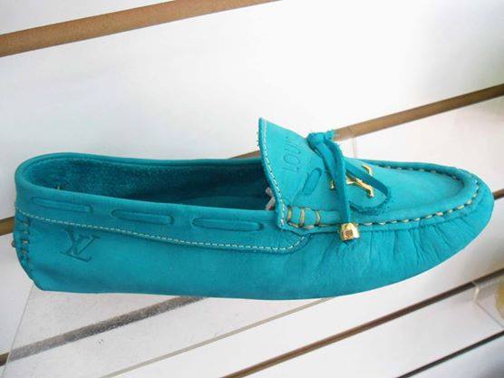 OriginLV's tweet photo. Para todos hasta el 31 de Octubre promocion  Mocasines Hombre y mujeres , tallas 38 a 42 http://t.co/IR3at5jwUK
